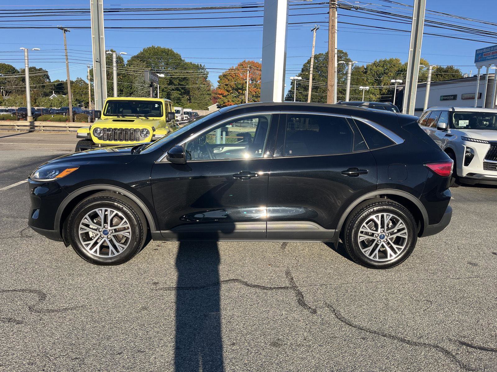 Used 2022 Ford Escape SEL w/ Technology Package image 8