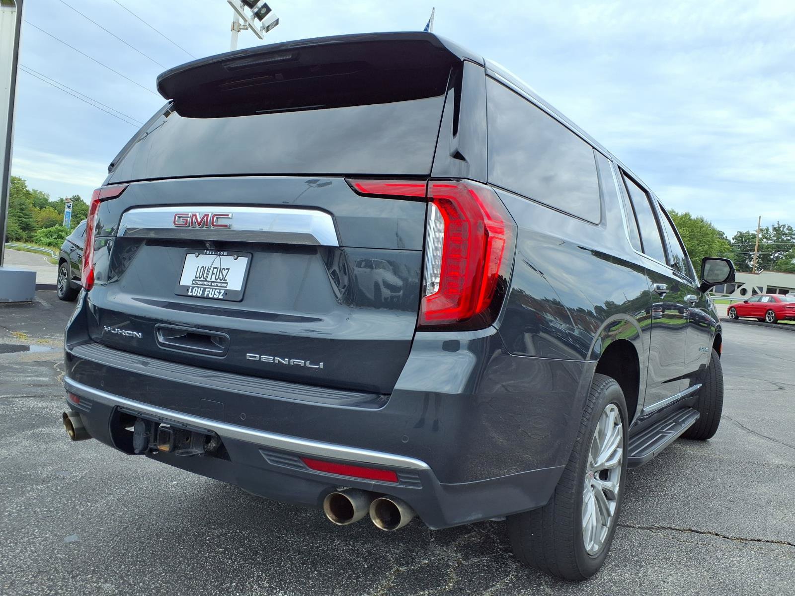 Used 2022 GMC Yukon XL Denali AWD/4WD image 31