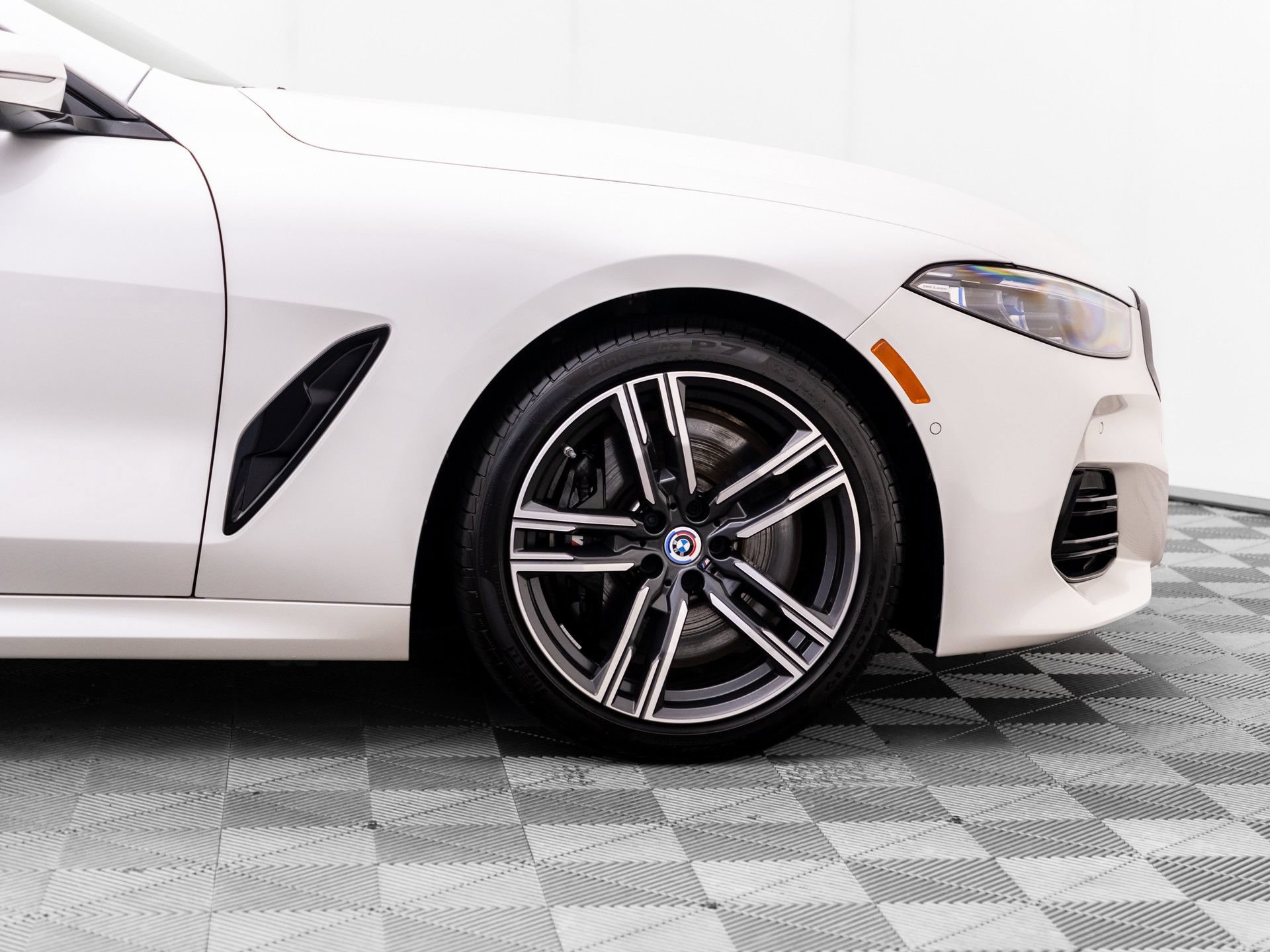 Certified 2025 BMW 840i xDrive AWD/4WD image 31