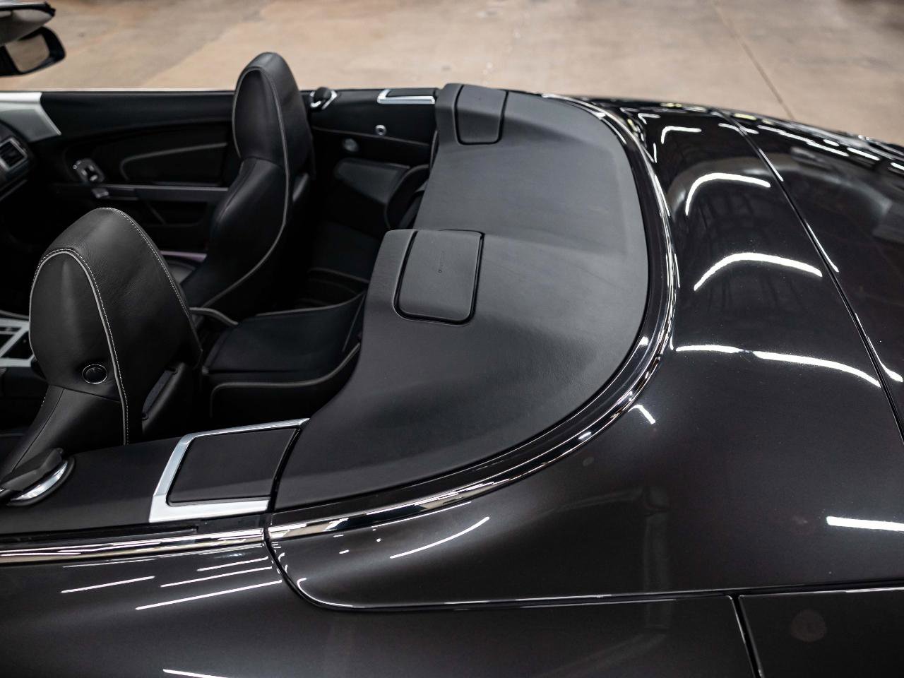 Used 2012 Aston Martin Virage Volante image 35