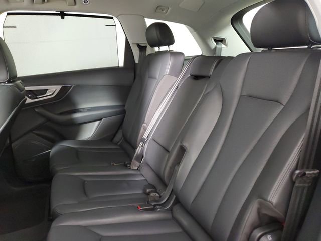 Used 2019 Audi Q7 2.0T Premium Plus w/ Premium Plus Package AWD/4WD image 14