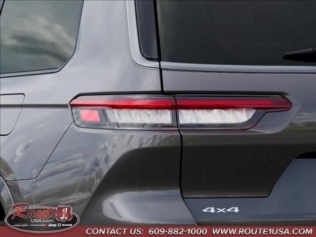 New 2026 Jeep Grand Cherokee L Limited Reserve AWD/4WD image 10