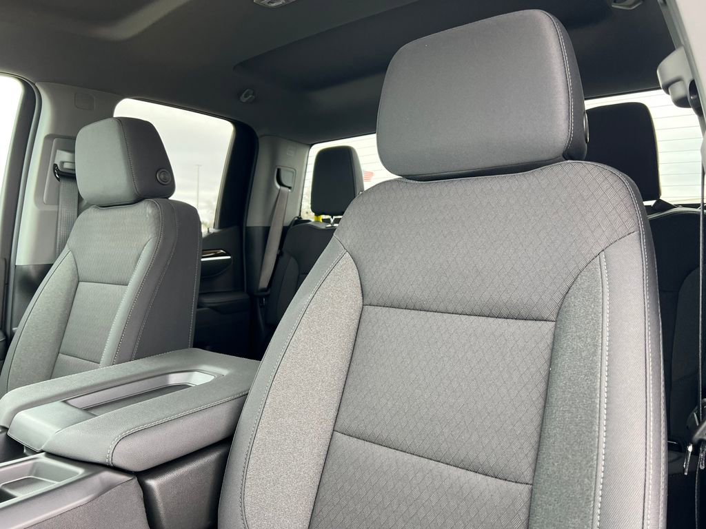 New 2026 GMC Sierra 1500 Elevation image 16