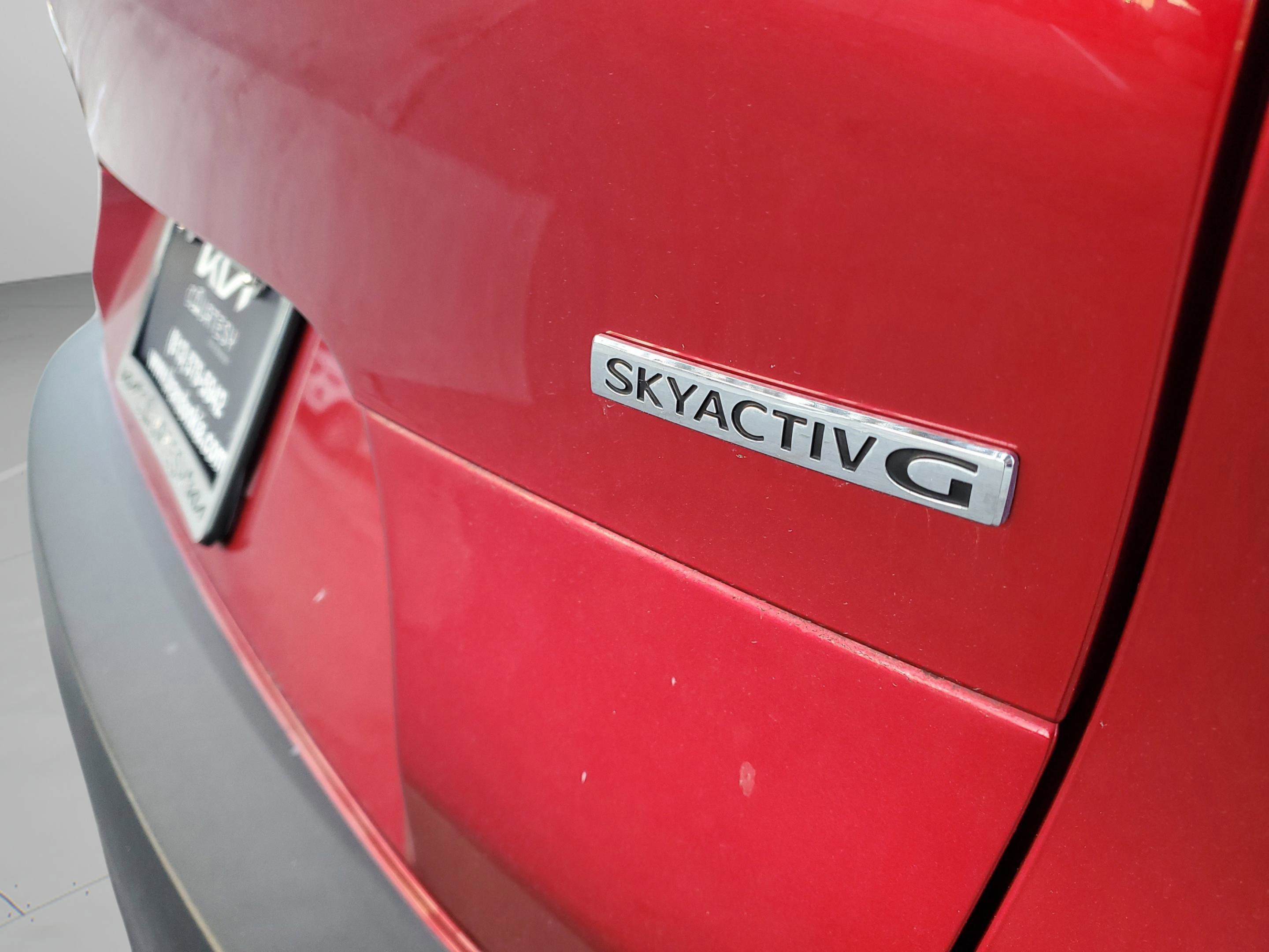 Used 2021 MAZDA CX-30 FWD 2.5 S w/ Premium Package image 33