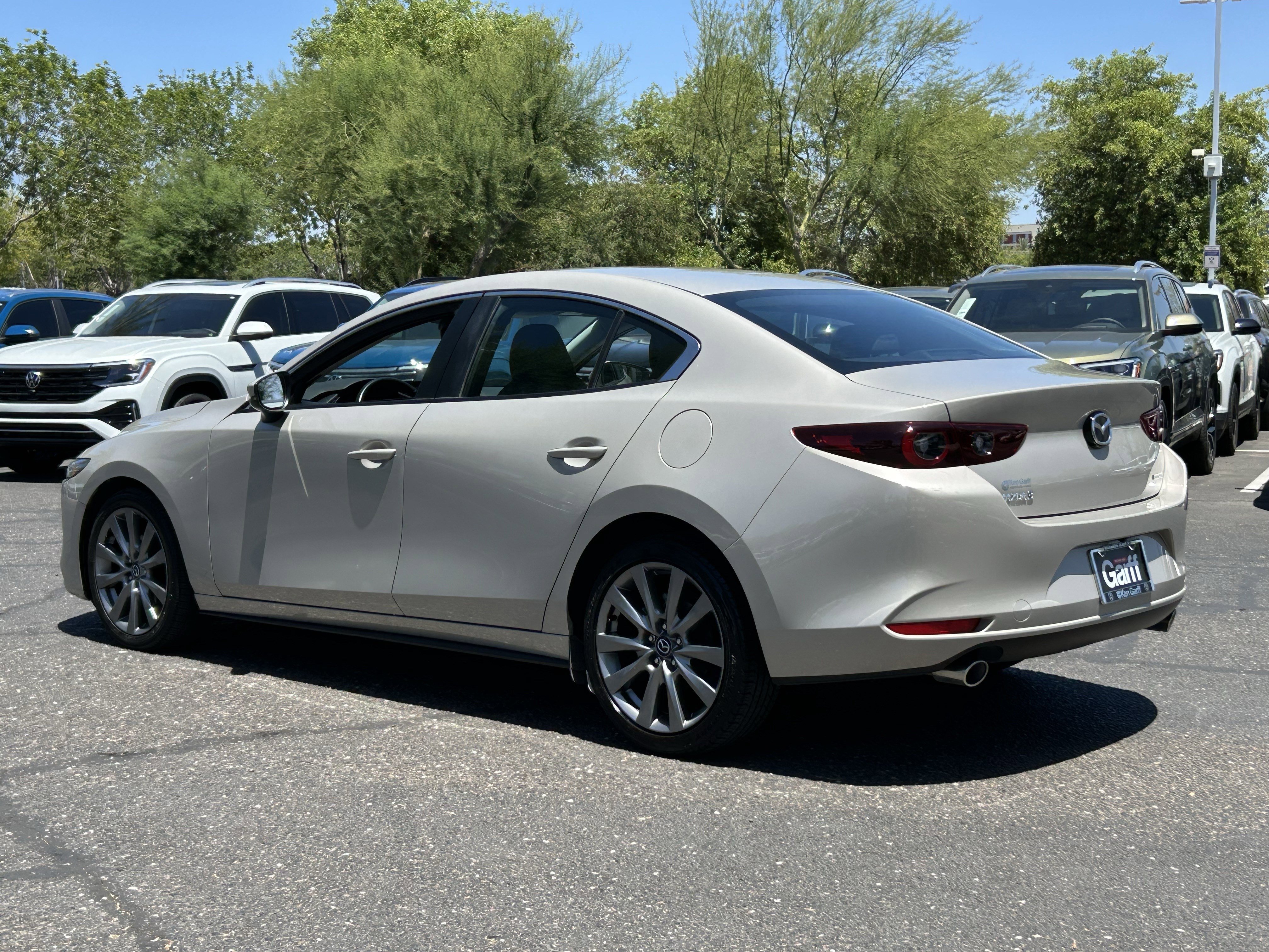 Used 2025 MAZDA MAZDA3 s FWD image 3