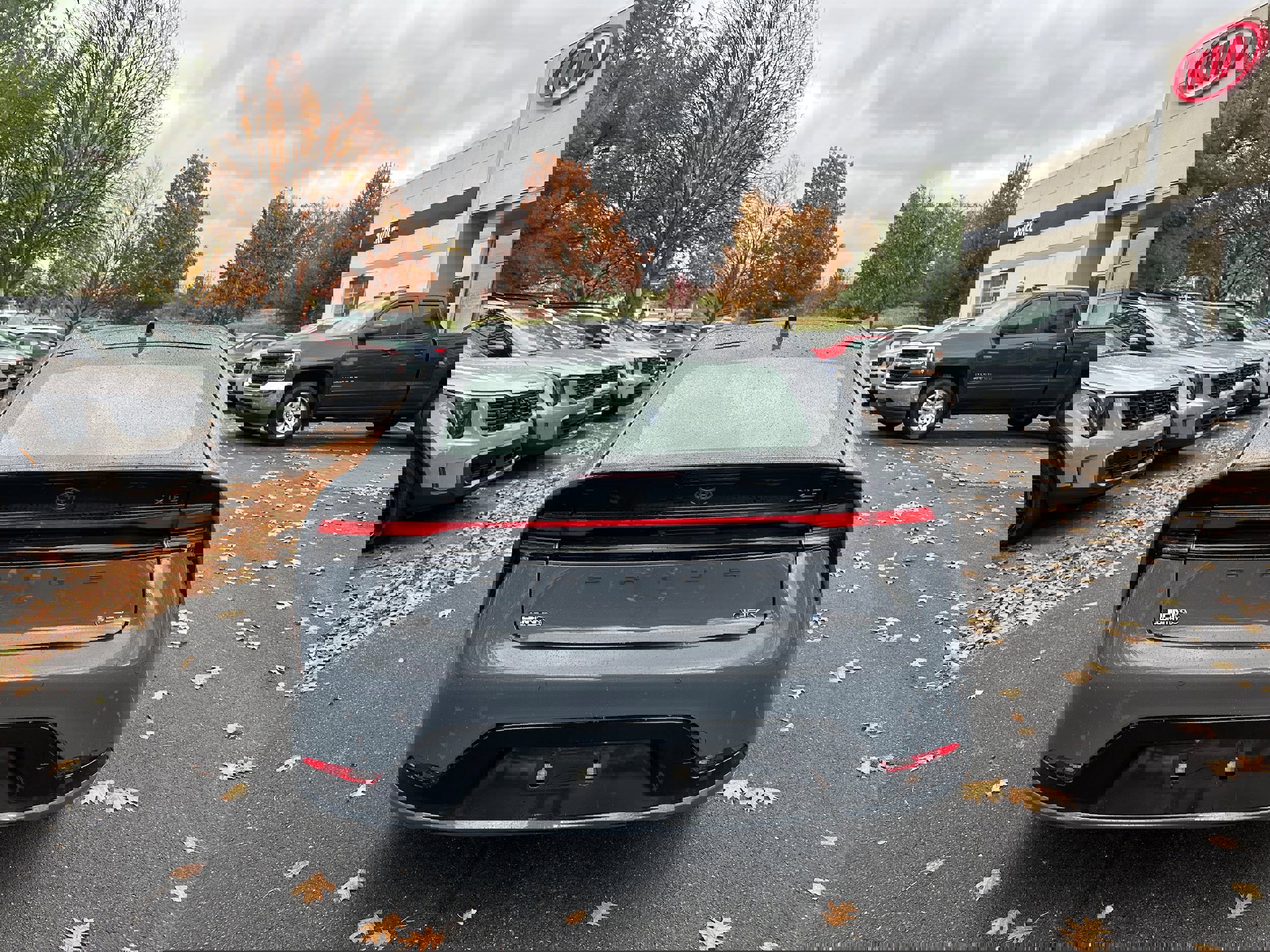 Used 2023 Toyota Prius LE image 6