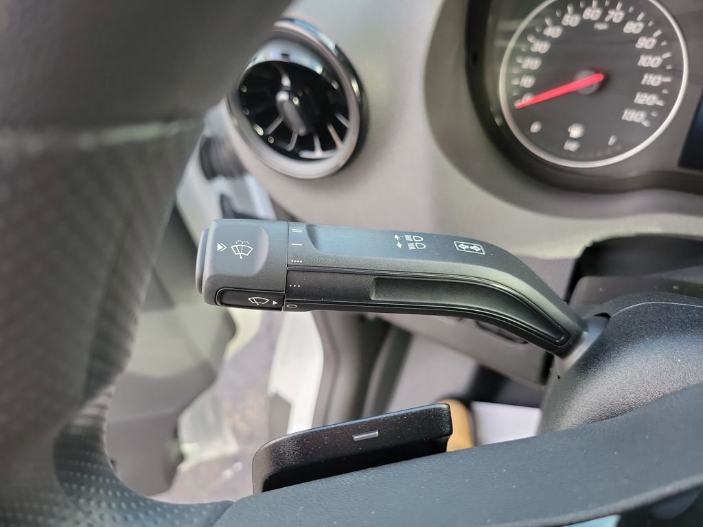 Used 2025 Mercedes-Benz Sprinter 2500 image 38