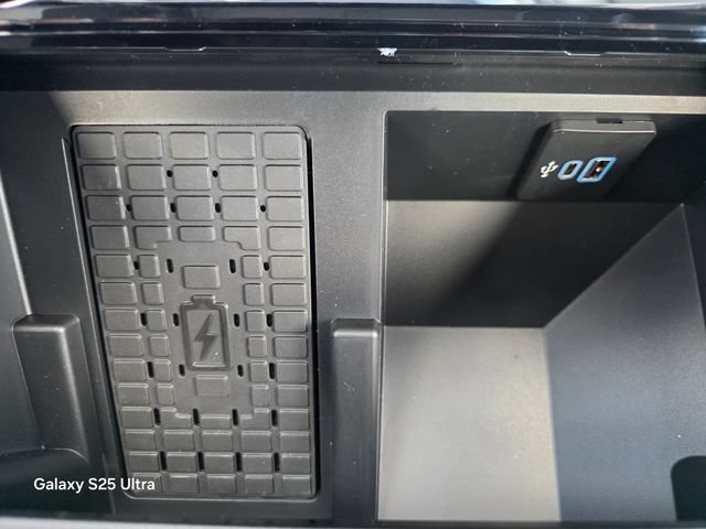 New 2026 Ford F250 Lariat w/ Black Appearance Package AWD/4WD image 25