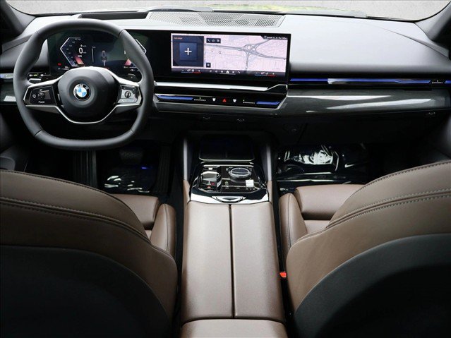 Used 2024 BMW 530i xDrive w/ Premium Package AWD/4WD image 22