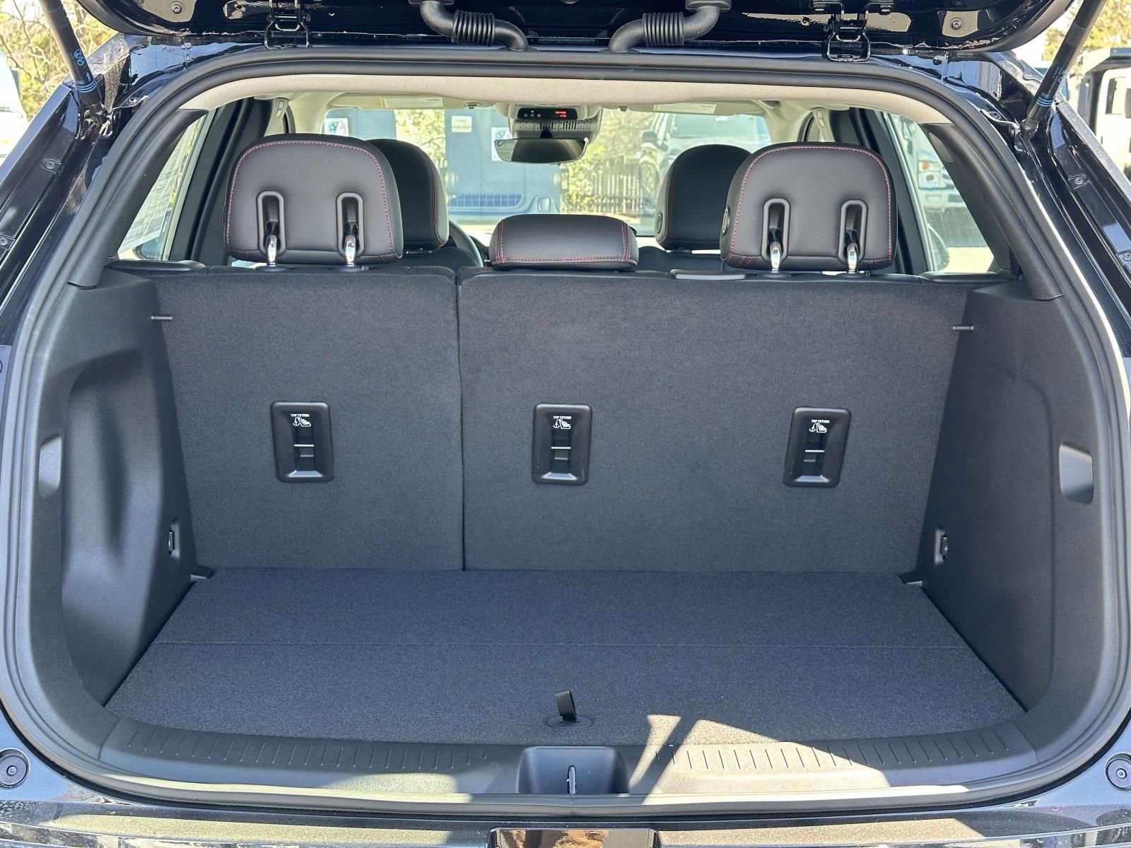 New 2027 Chevrolet Bolt RS w/ Technology Package image 22