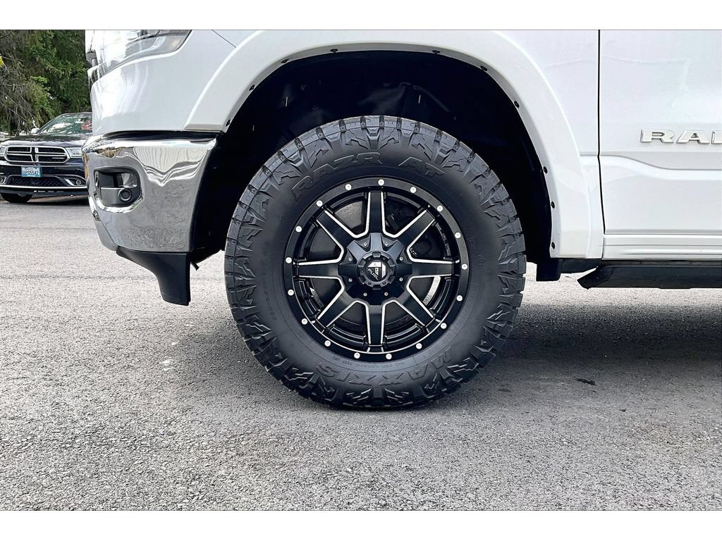 Used 2021 RAM 1500 Laramie AWD/4WD image 9