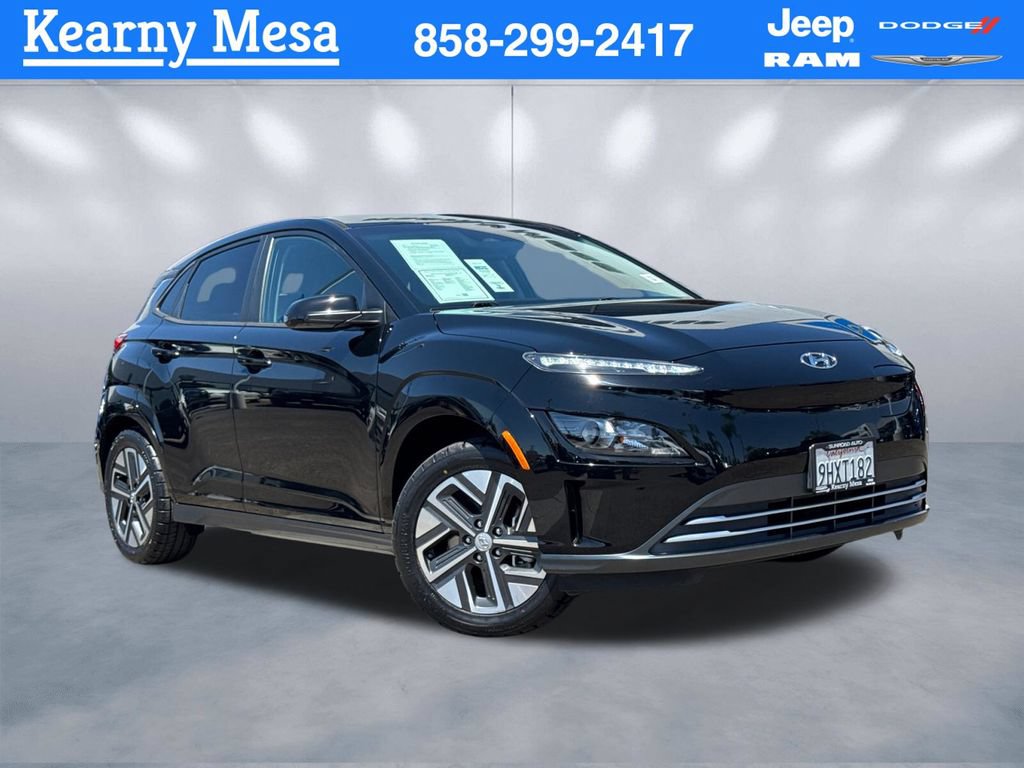 Used 2023 Hyundai Kona SE FWD video 1
