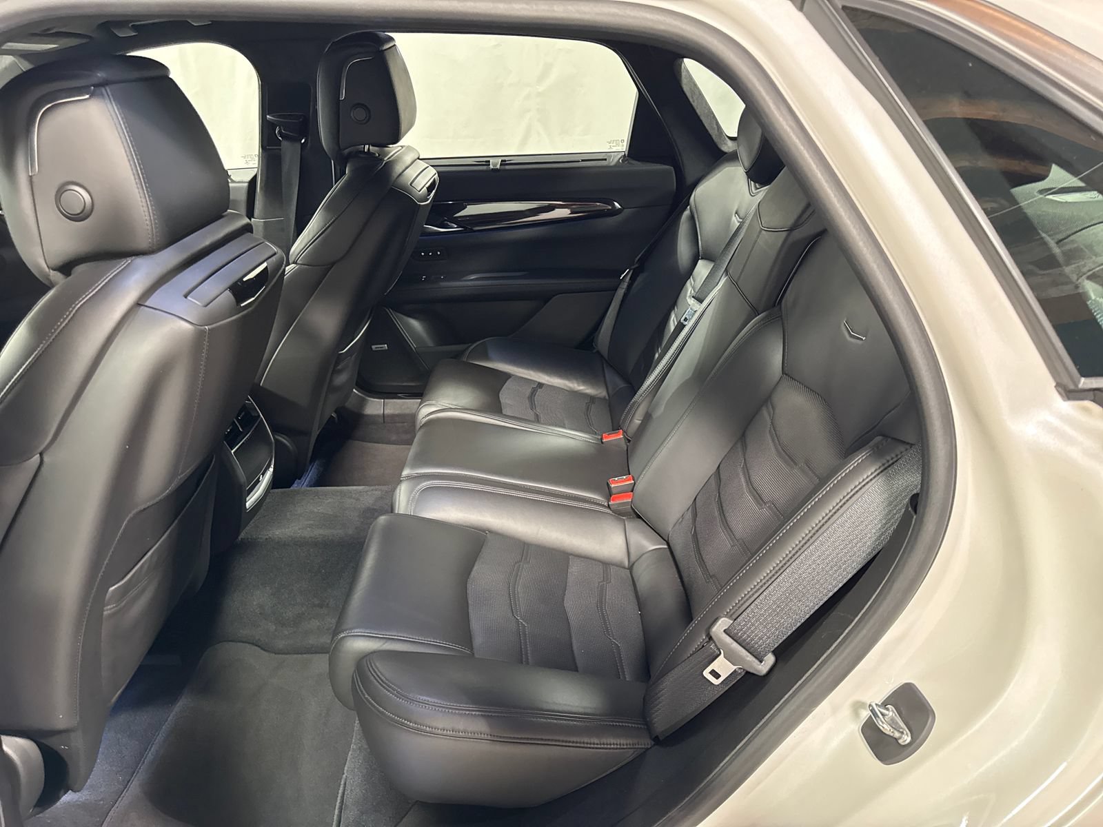 Used 2018 Cadillac CT6 Platinum AWD/4WD image 5