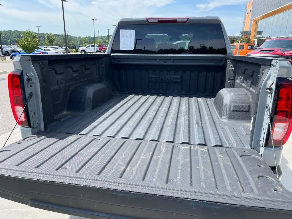 Used 2024 GMC Sierra 1500 SLE w/ X31 Off-Road Package AWD/4WD image 19
