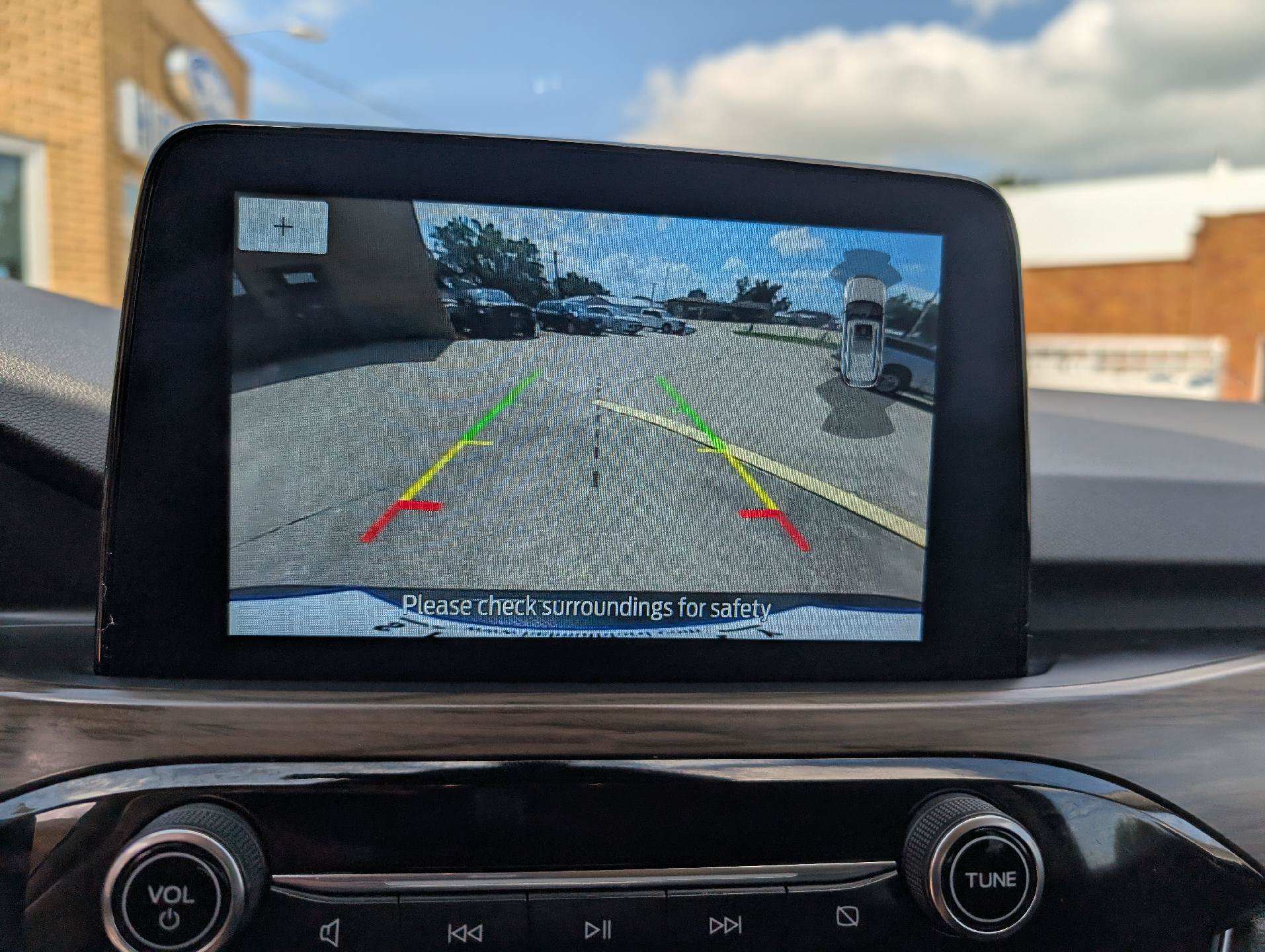 Used 2020 Ford Escape Titanium AWD/4WD image 25
