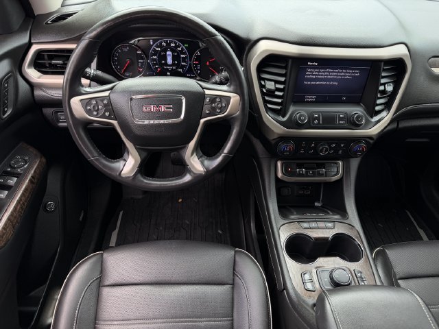 Used 2020 GMC Acadia Denali w/ Denali Ultimate Package AWD/4WD image 10