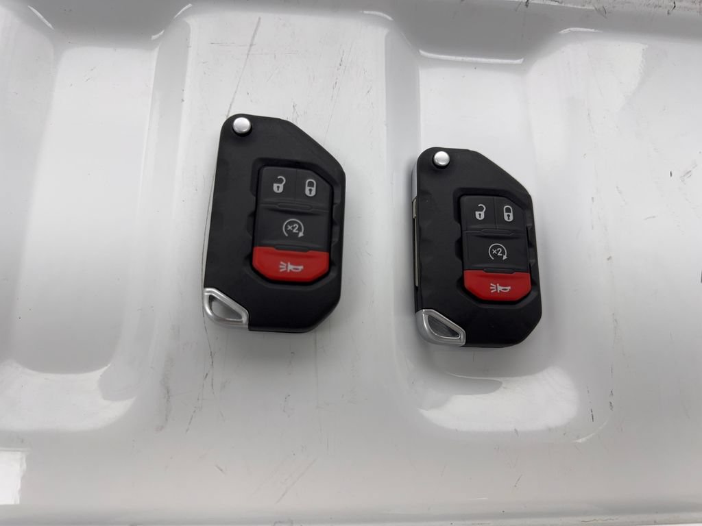Used 2023 Jeep Gladiator Mojave w/ LED Lighting Group AWD/4WD image 79