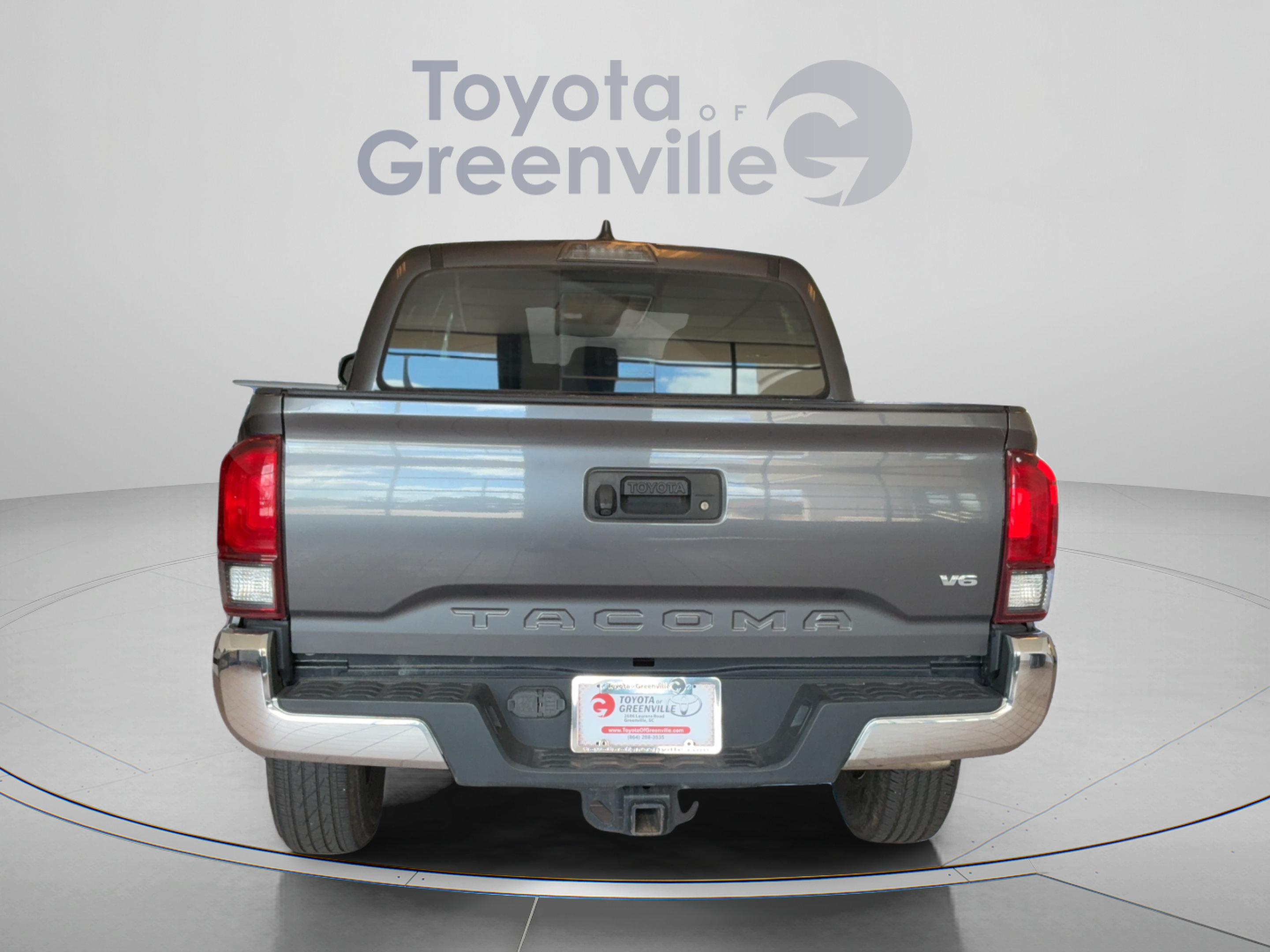 Used 2021 Toyota Tacoma SR5 RWD image 5