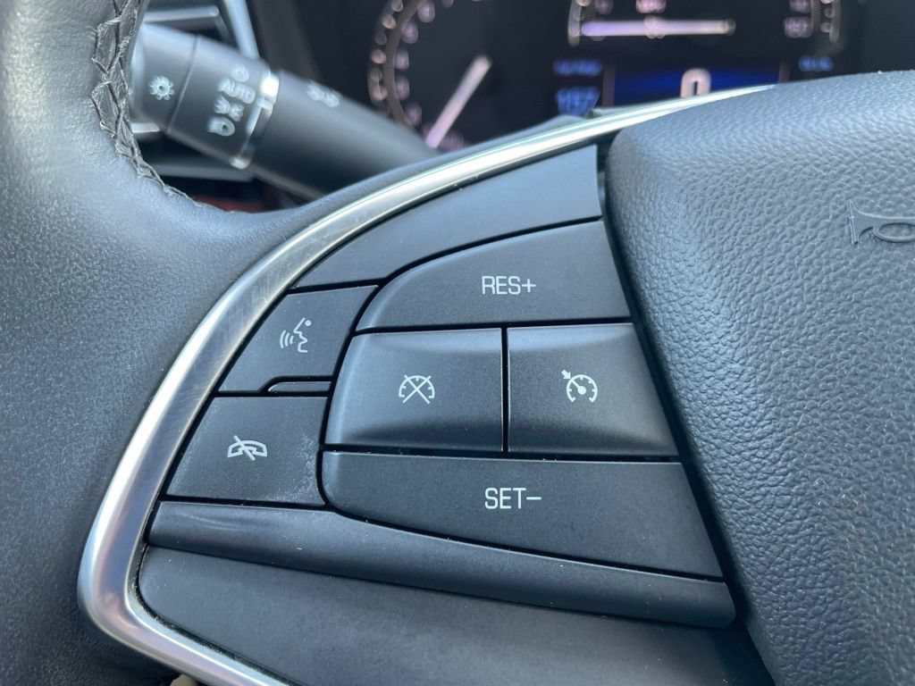 Used 2018 Cadillac XT5 Luxury AWD/4WD image 11