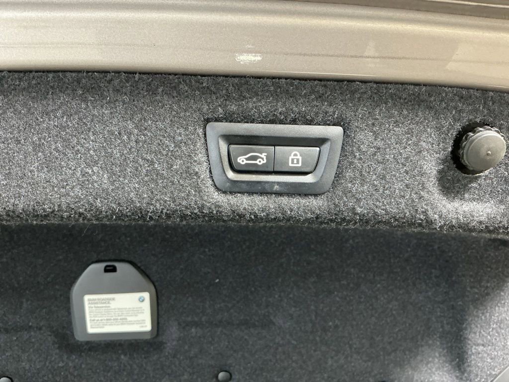 Used 2018 BMW 540i image 30