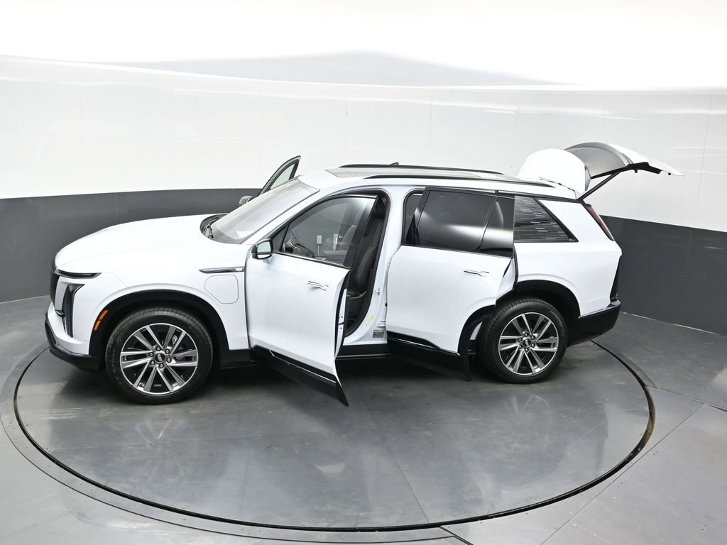 New 2026 Cadillac Vistiq Sport AWD/4WD image 27