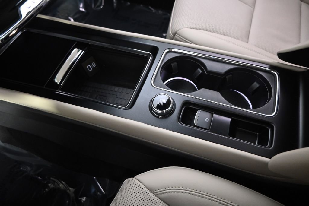 New 2026 Lincoln Corsair Reserve AWD/4WD image 30