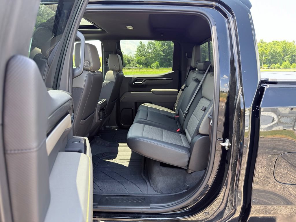Used 2024 Chevrolet Silverado 1500 ZR2 w/ Technology Package AWD/4WD image 34