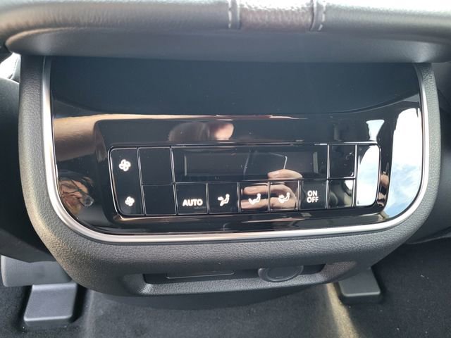 New 2026 Nissan Armada SL w/ Captain's Chari Seat Package image 31