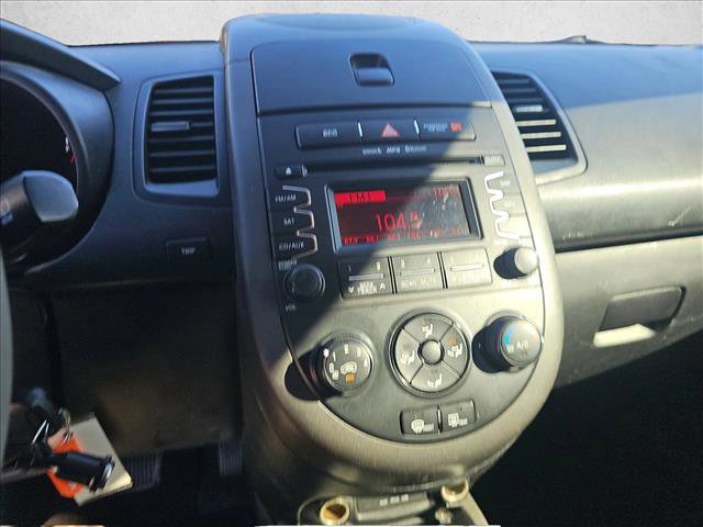 Used 2012 Kia Soul + image 10