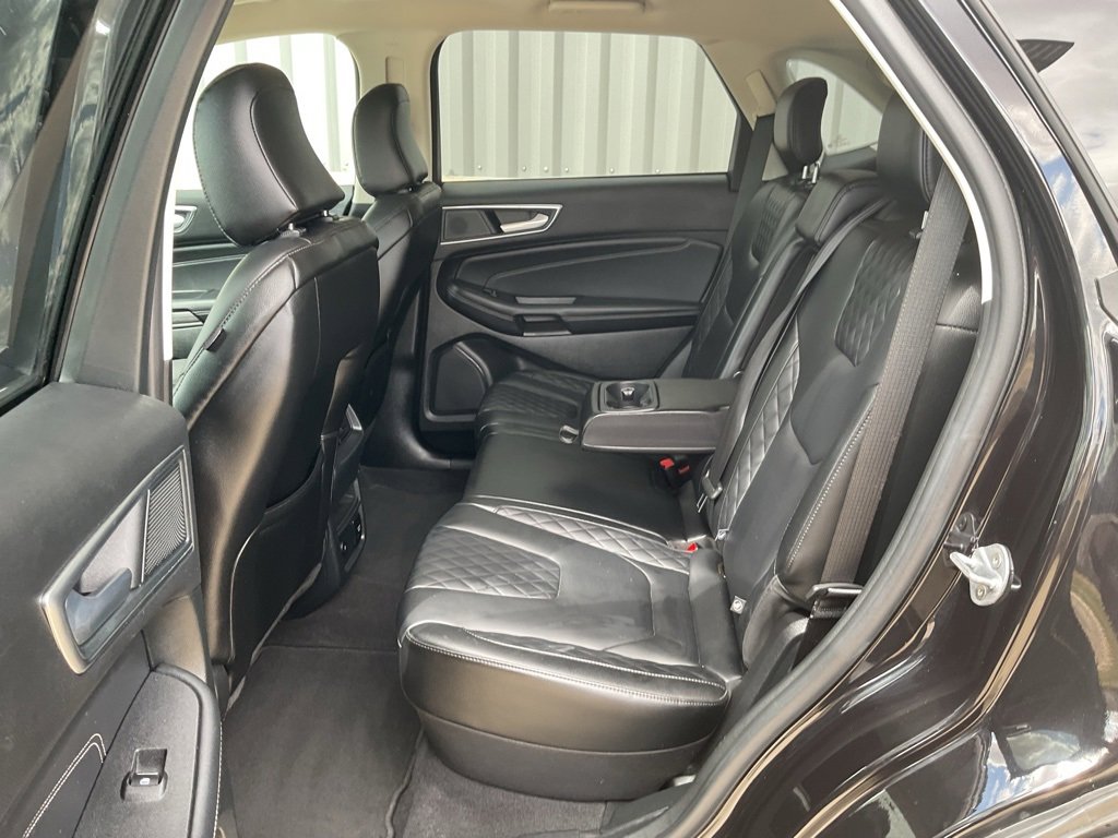 Used 2024 Ford Edge Titanium image 23