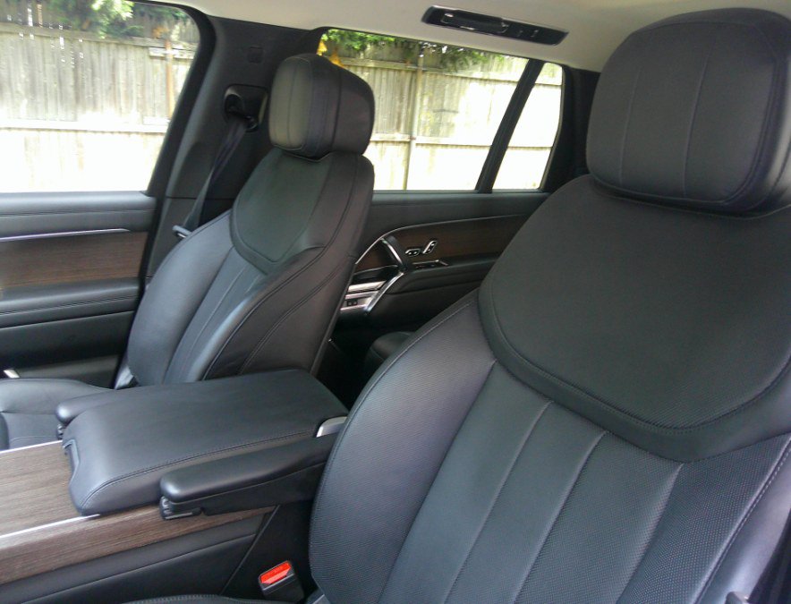 Used 2024 Land Rover Range Rover Long Wheelbase SE AWD/4WD image 70