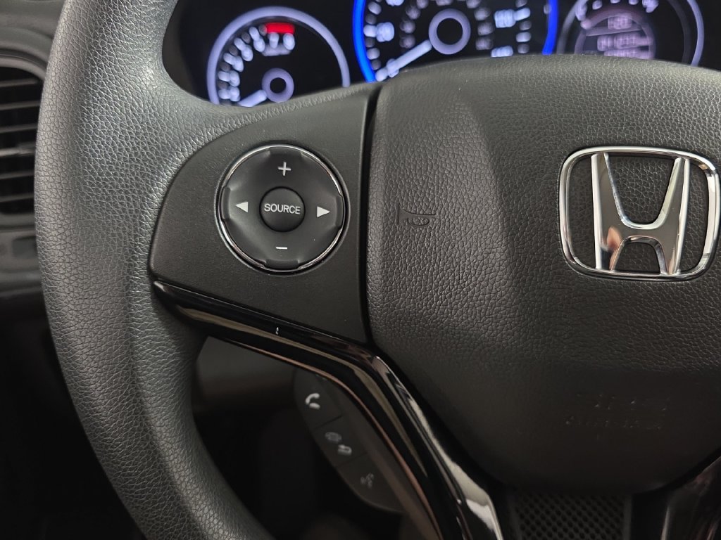 Used 2016 Honda HR-V LX image 15