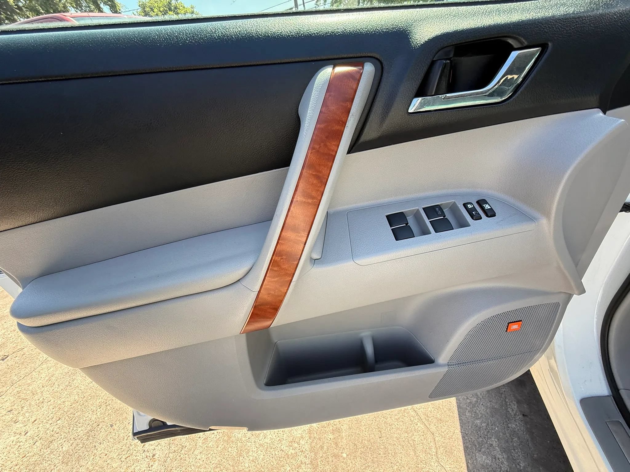 Used 2009 Toyota Highlander Limited FWD image 20