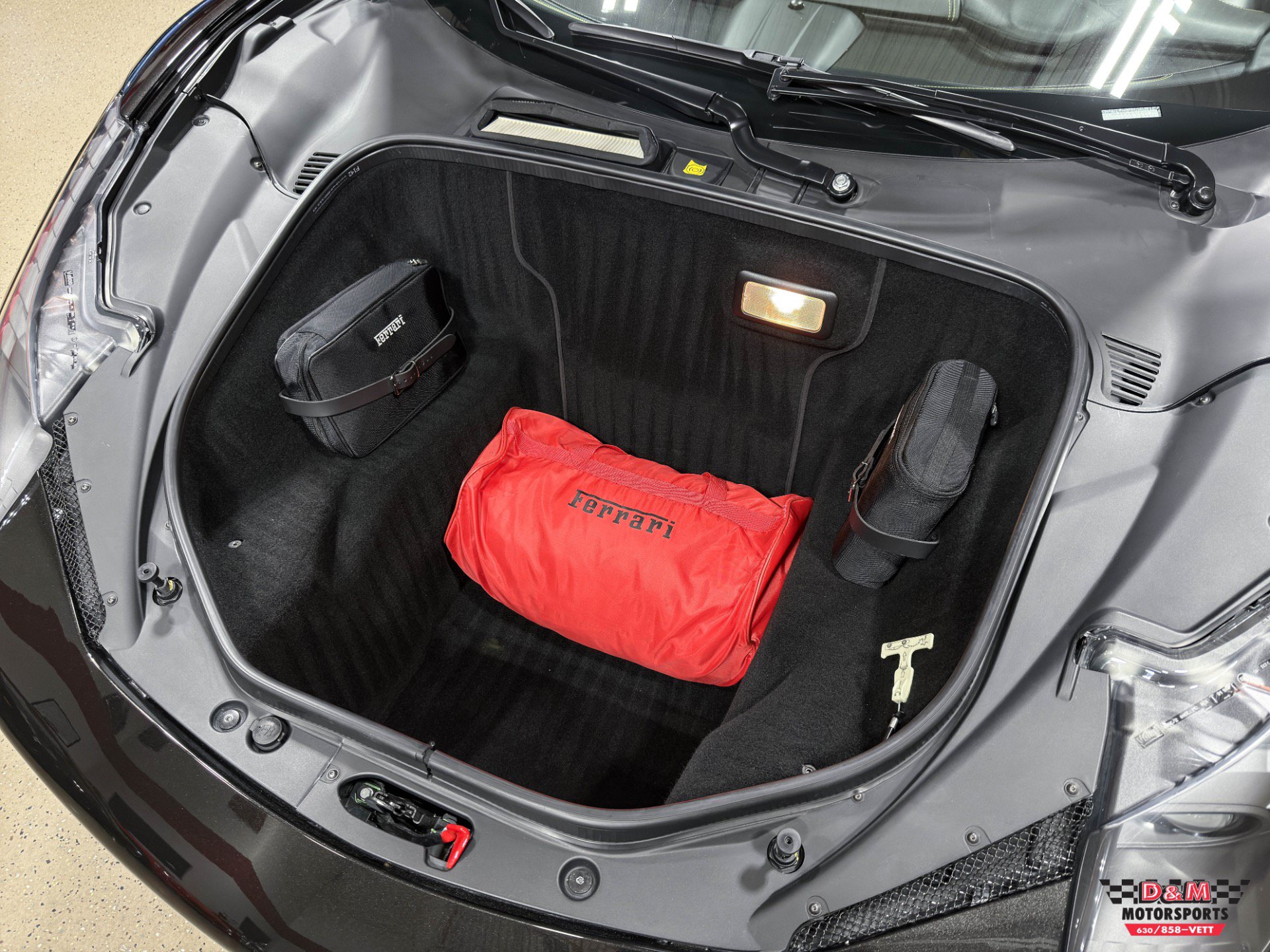 Used 2013 Ferrari 458 Spider RWD image 36