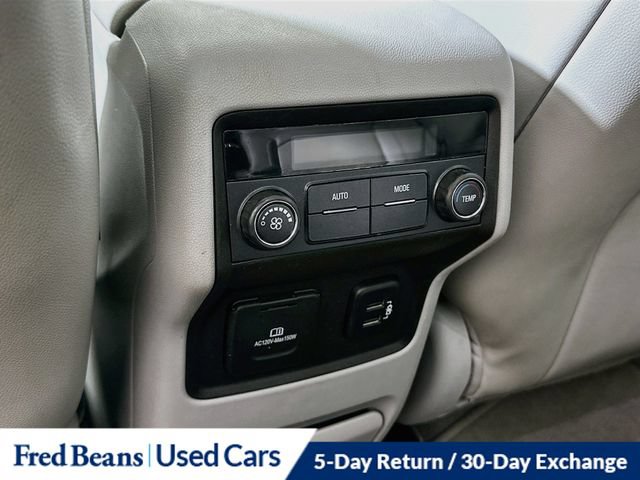 Used 2017 GMC Acadia SLT FWD image 33