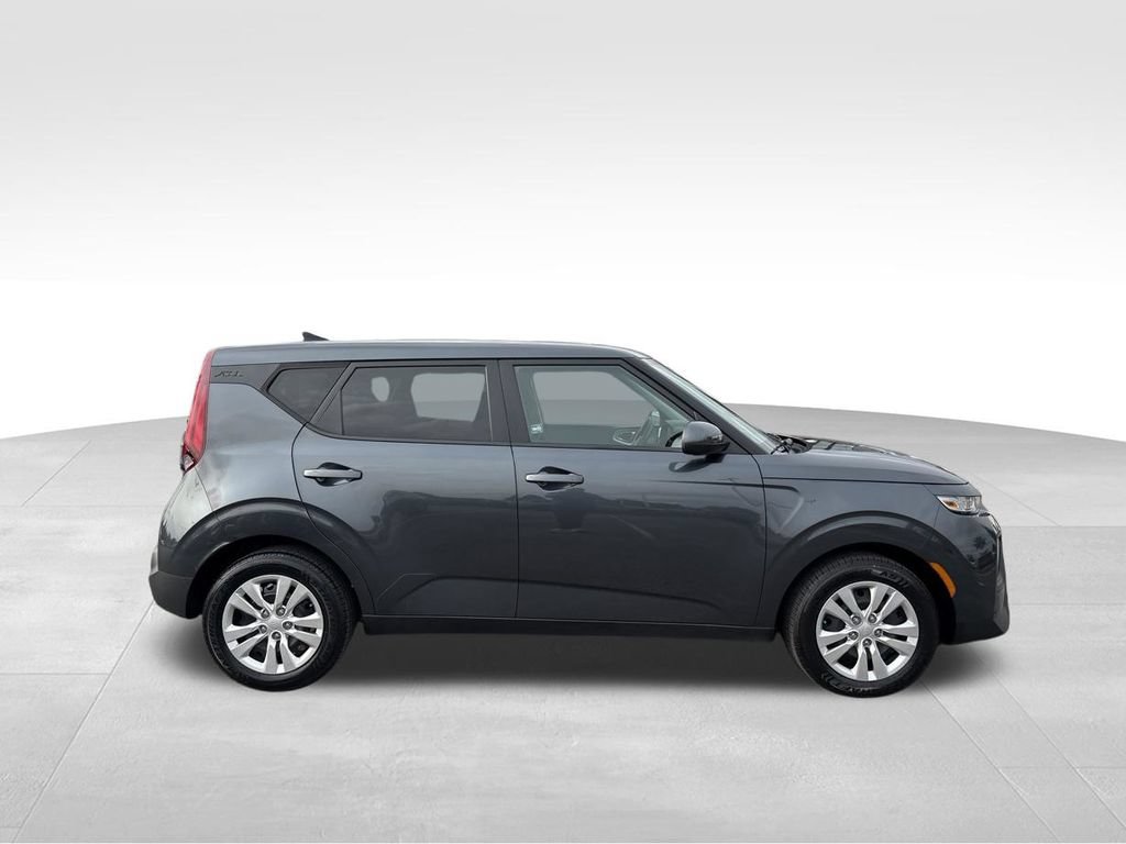 Certified 2021 Kia Soul LX FWD image 6