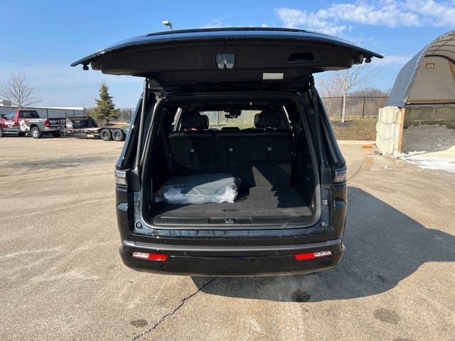 New 2026 Jeep Grand Wagoneer L Limited image 12