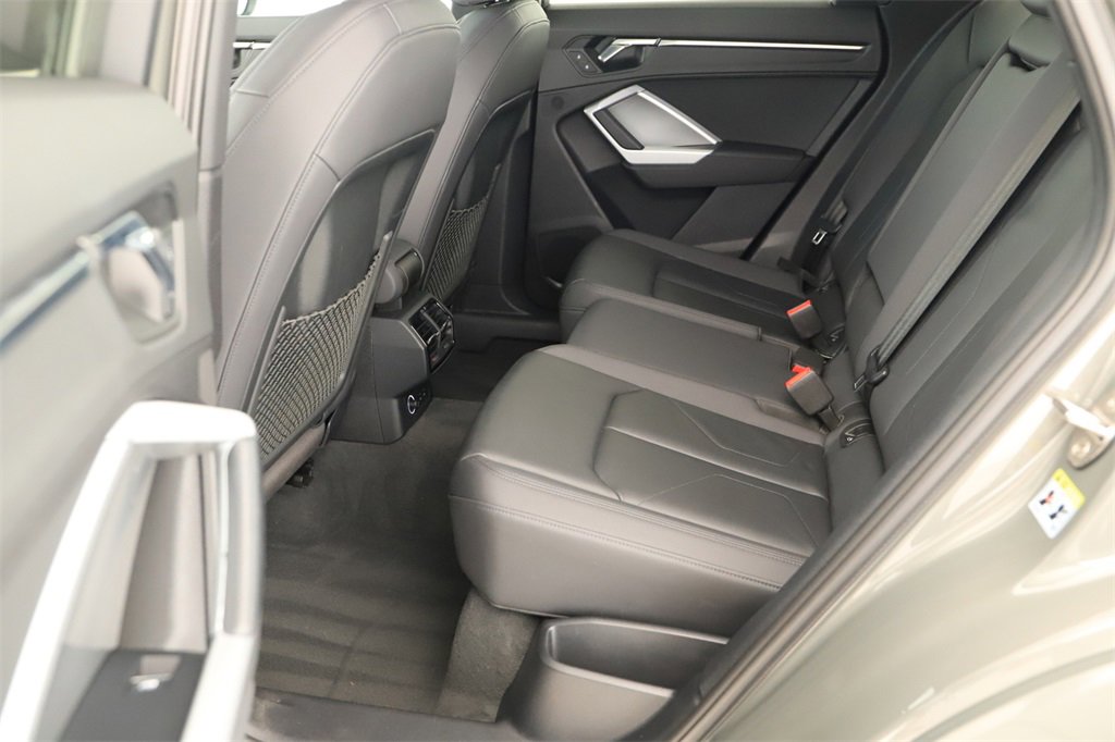 Used 2020 Audi Q3 2.0T Premium Plus w/ Premium Plus Package image 28