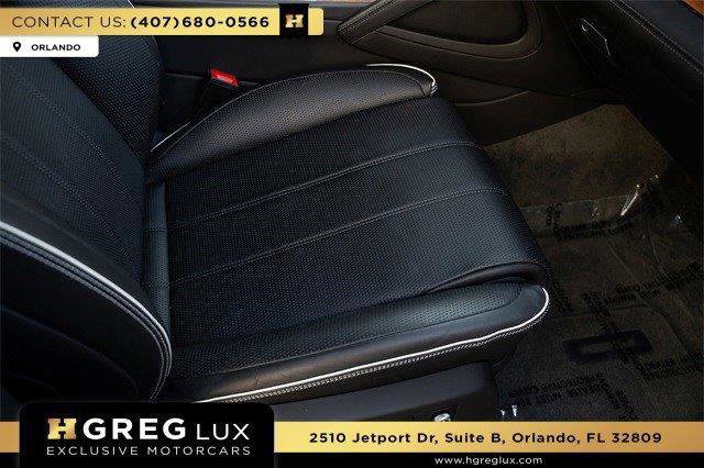 Used 2022 Bentley Bentayga AWD/4WD image 63
