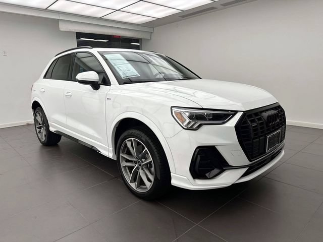 Used 2025 Audi Q3 2.0T Premium w/ Convenience Package AWD/4WD image 6