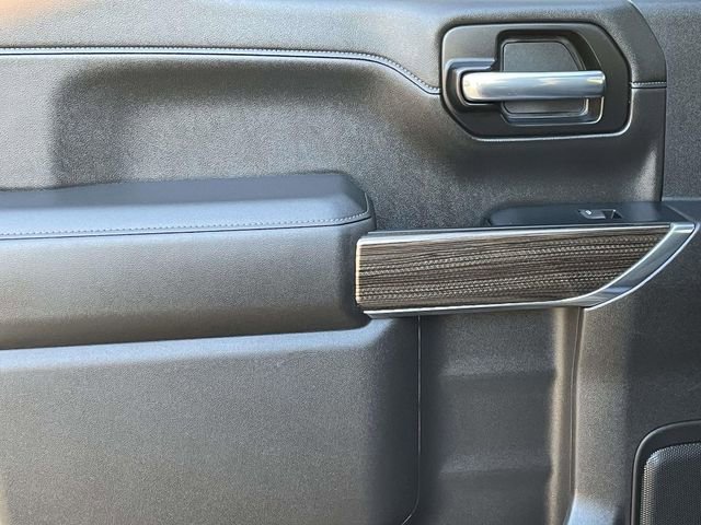 Used 2022 Chevrolet Silverado 1500 LT Trail Boss image 10