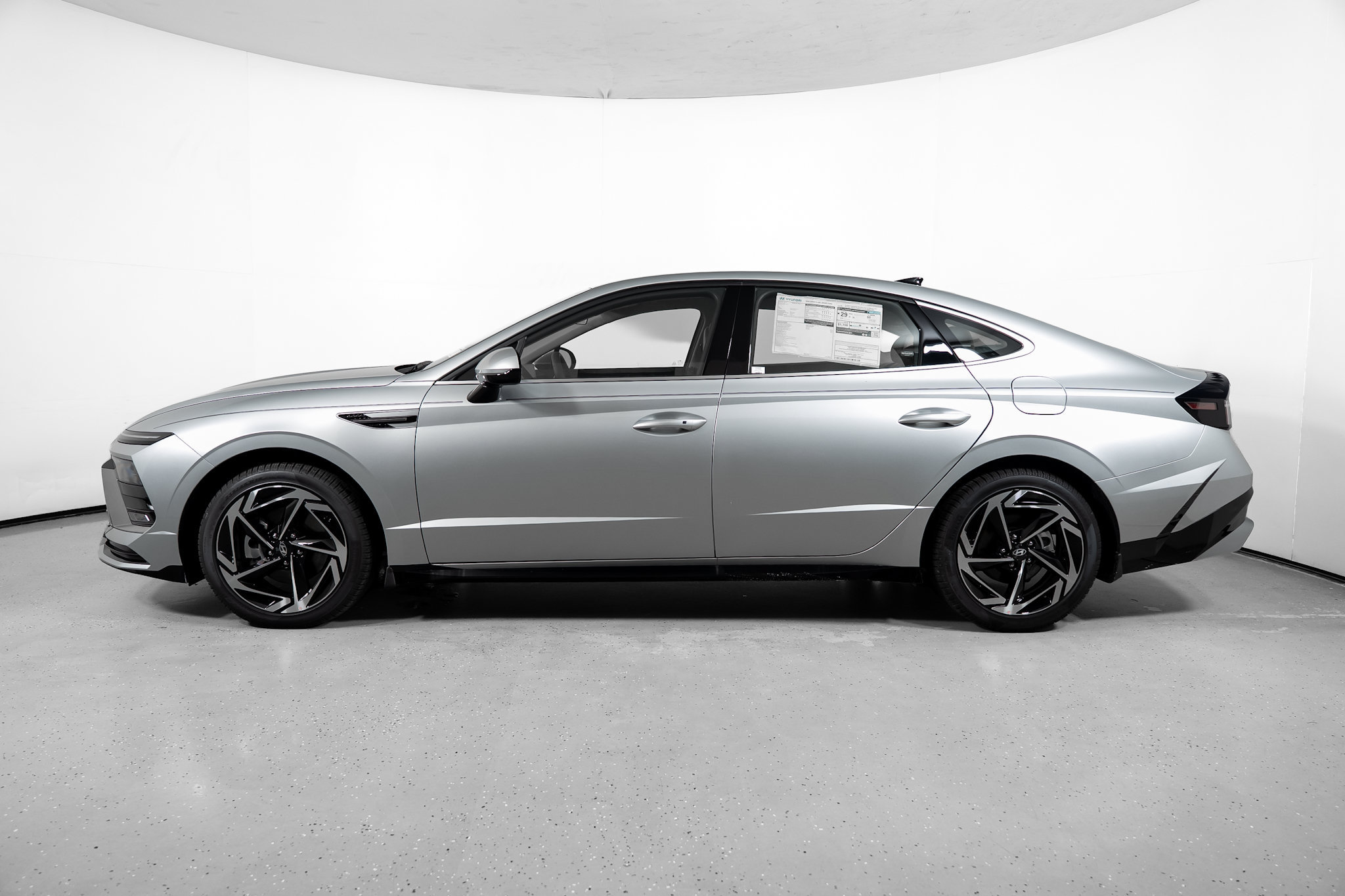 New 2026 Hyundai Sonata SEL FWD image 11