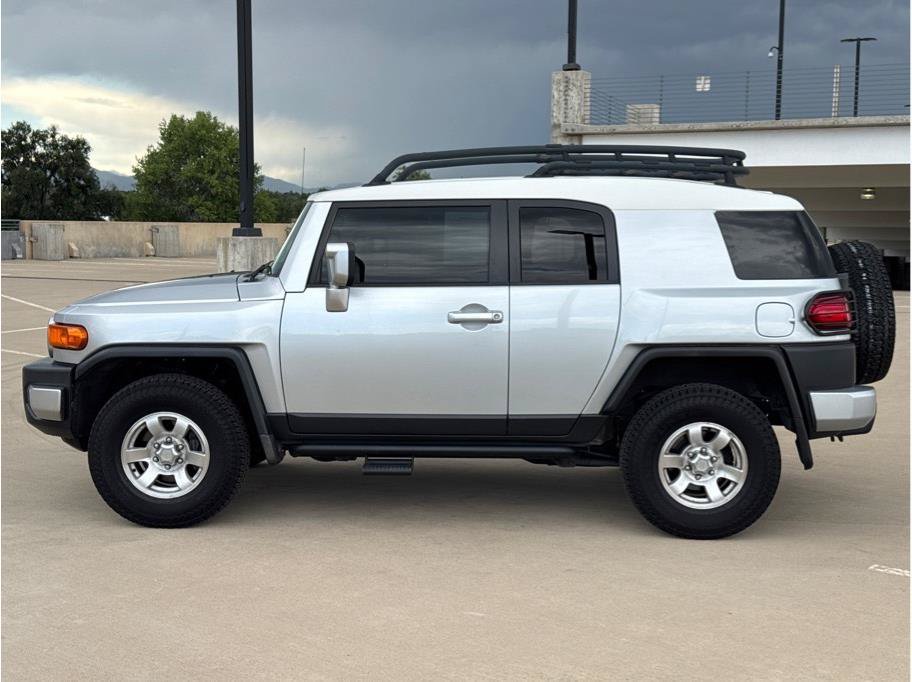 Used 2007 Toyota FJ Cruiser 4WD image 4
