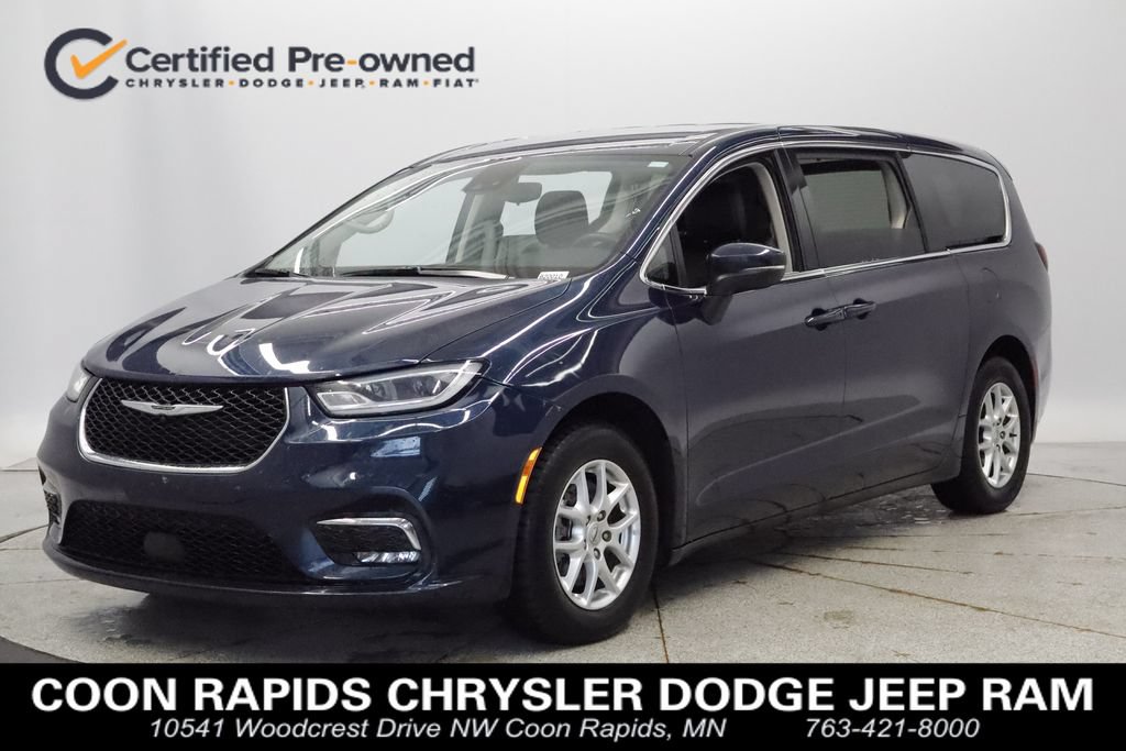 Certified 2023 Chrysler Pacifica Touring-L