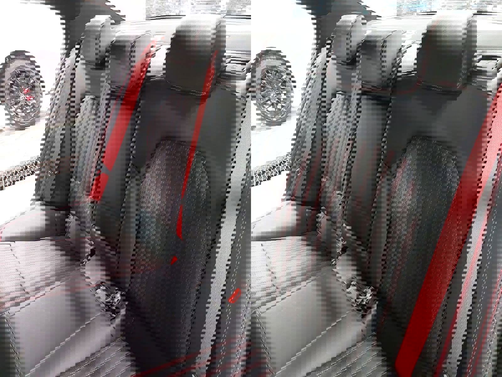 Used 2023 Genesis G70 2.0T w/ Sport Prestige Package image 14