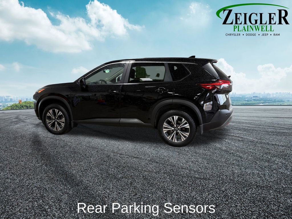 Used 2023 Nissan Rogue SV image 5