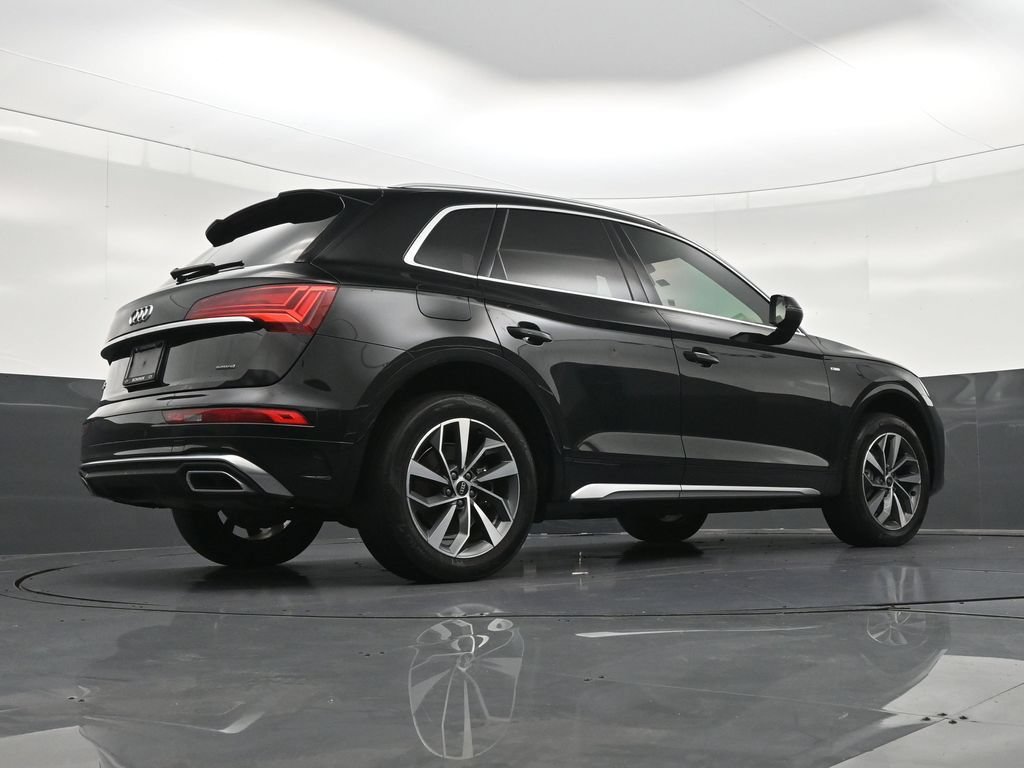 Used 2023 Audi Q5 2.0T Premium Plus w/ Premium Plus Package AWD/4WD image 26