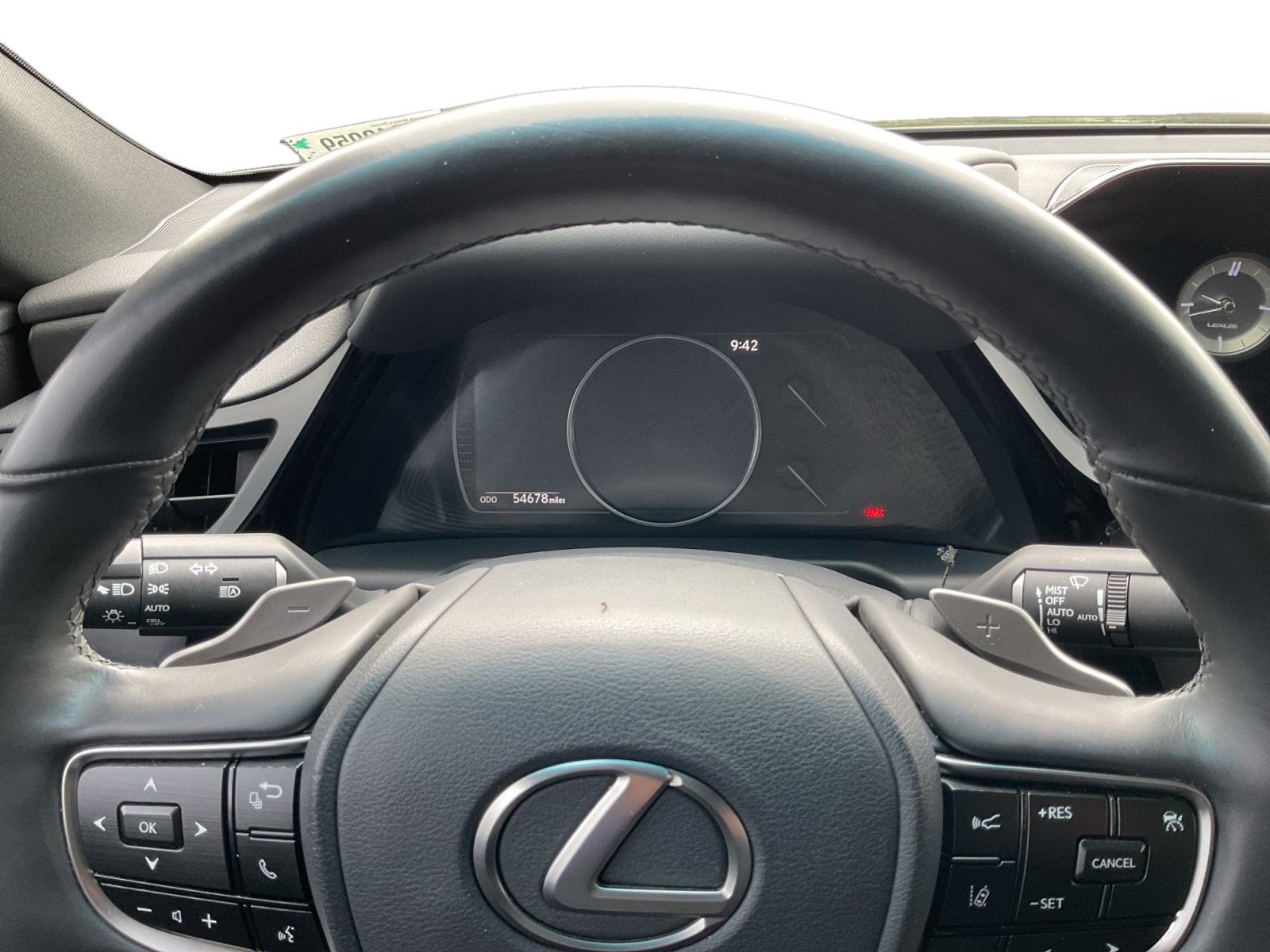 Used 2024 Lexus ES 300h w/ Premium Package FWD image 12