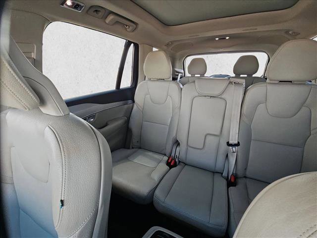 Used 2017 Volvo XC90 T6 Momentum w/ Vision Package AWD/4WD image 13