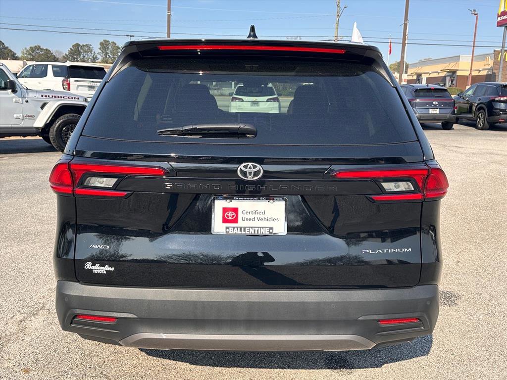 Used 2025 Toyota Grand Highlander Platinum image 4